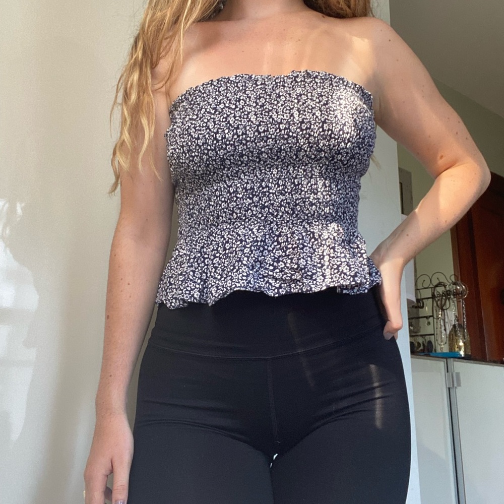 American Eagle top